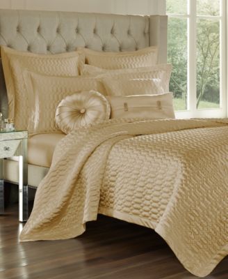 J Queen New York Satinique Quilted Quilt, Full/Queen