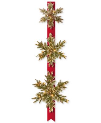 Декор для двери National Tree Company Triple Snowflake с 100 LED Twinkle Lights на батарейках