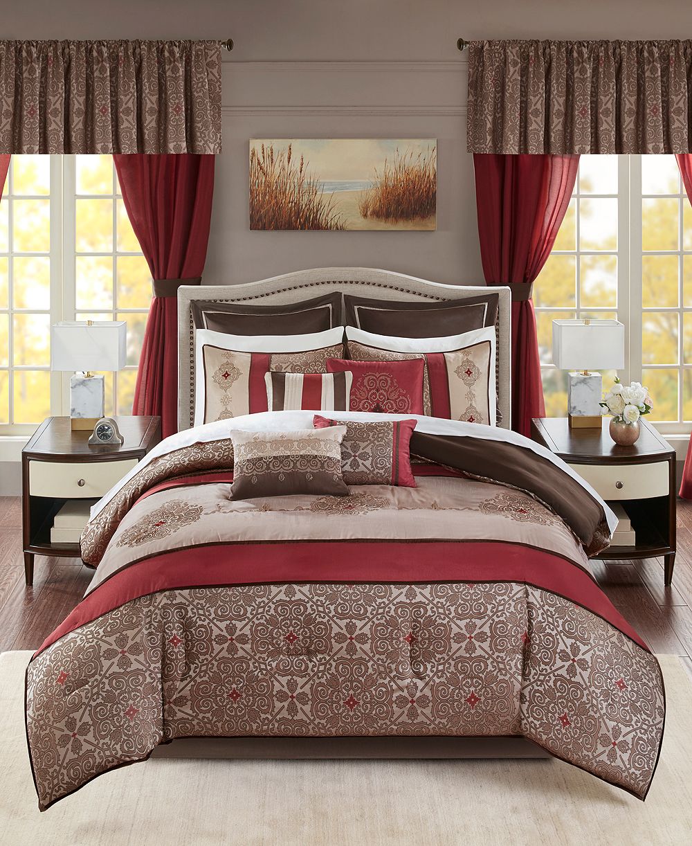 Комплект постельного белья Madison Park Essentials Delaney 24-Pc. Room In A Bag, California King