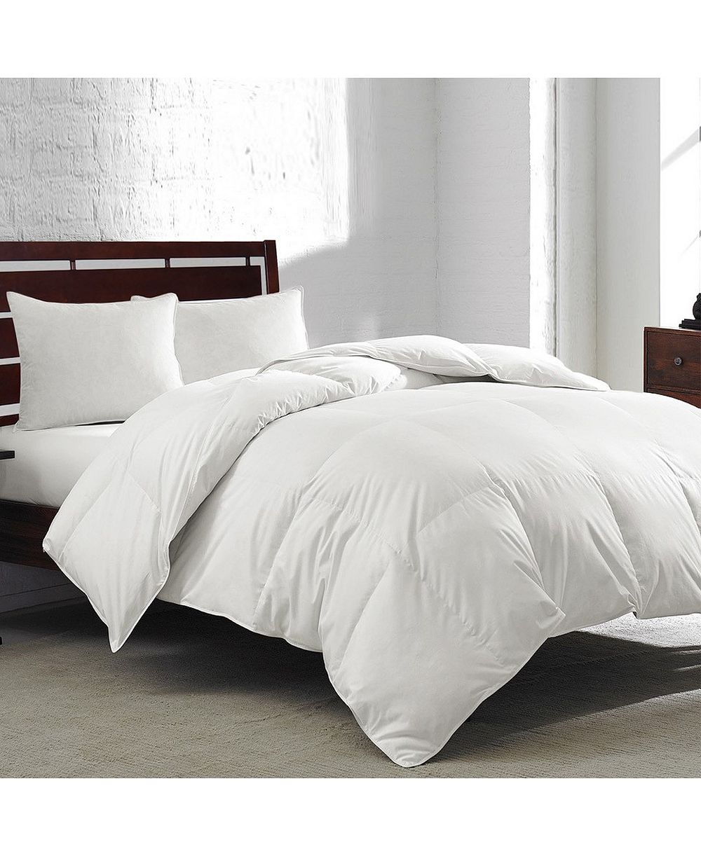 Royal Luxe White Goose Feather & Down 240 Thread Count Comforter, Full/Queen, Exclusively at Macy’s