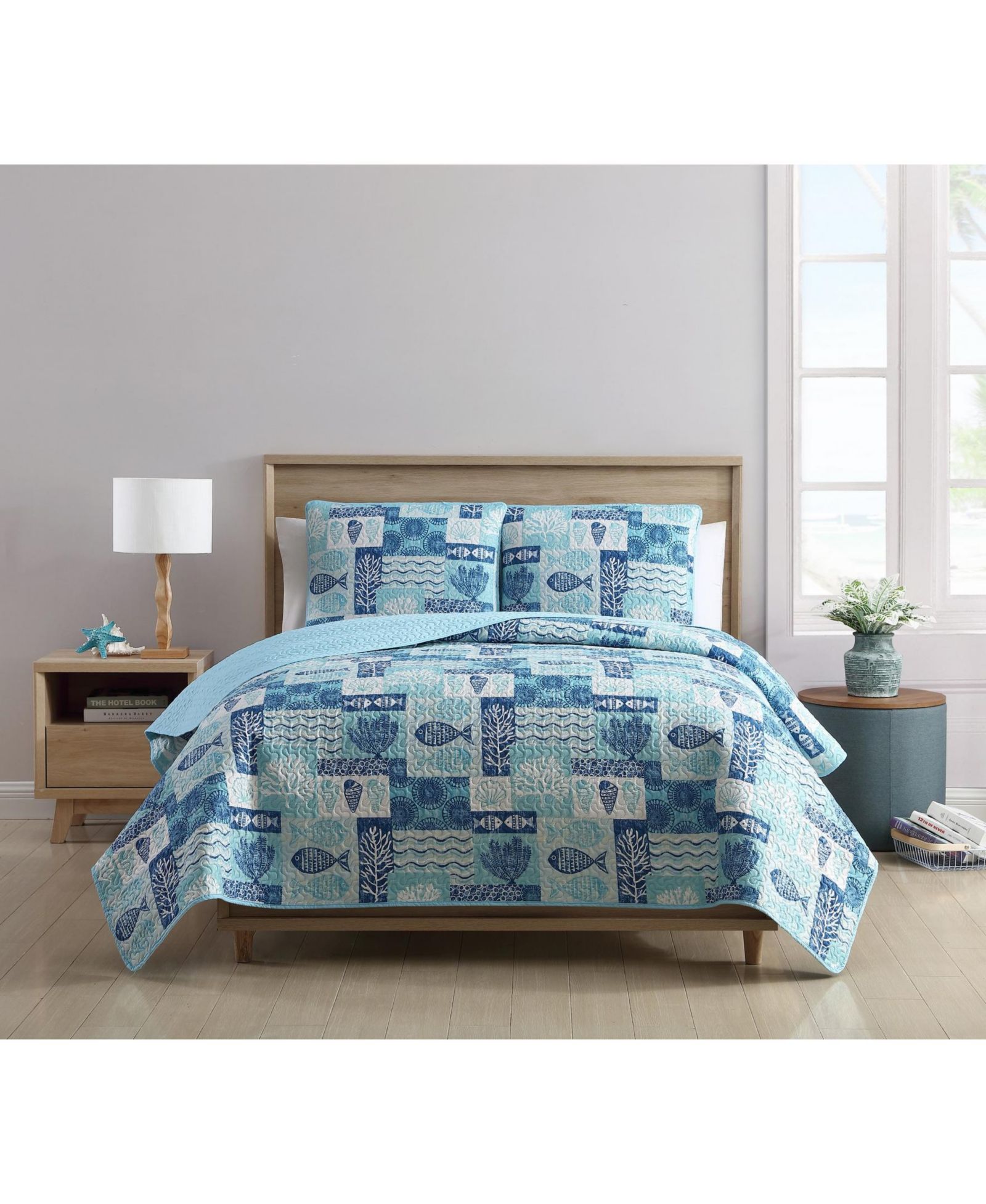VCNY Home Patchwork Sea Life Reversible 3-Pc. King Quilt Set