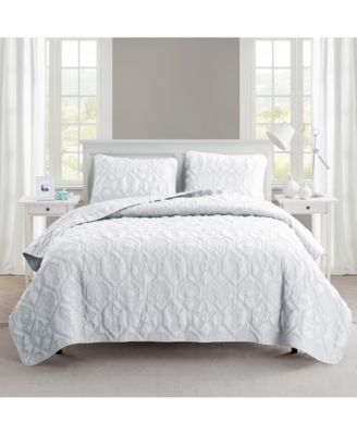 VCNY Home Shore Embossed 3-Piece Quilt Set, Queen
