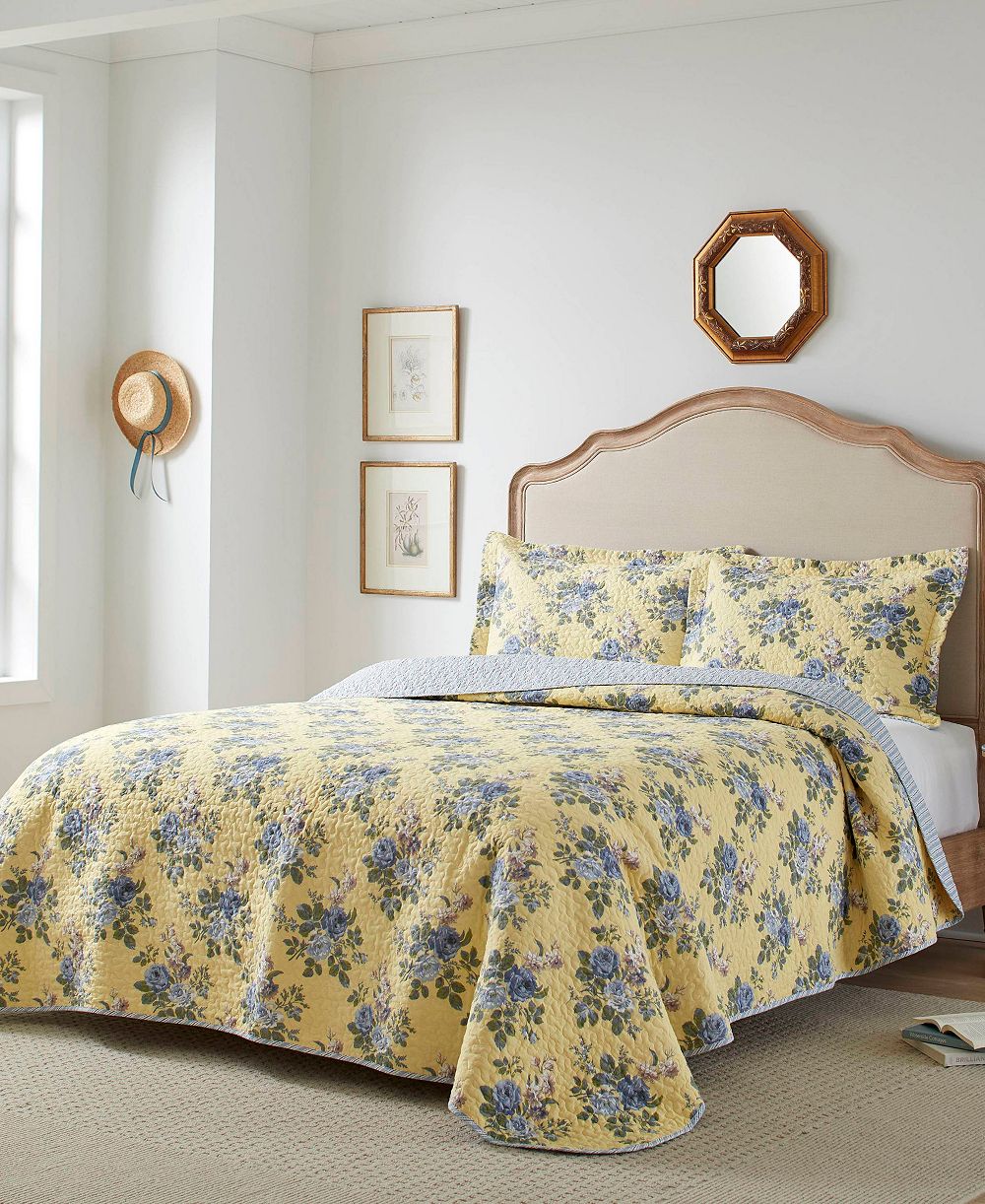 Laura Ashley Linley Cotton Reversible 3-Pc. Quilt Set, Full/Queen