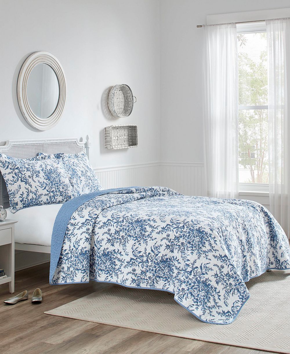 Laura Ashley Bedford Cotton Reversible 3-Pc. Quilt Set, Full/Queen