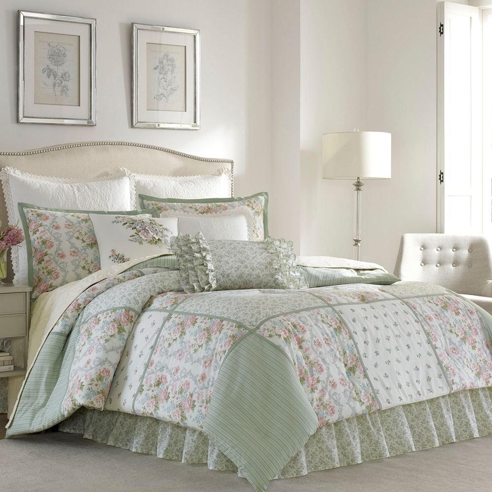 Laura Ashley Harper Cotton Reversible 4 Piece Comforter Set, King