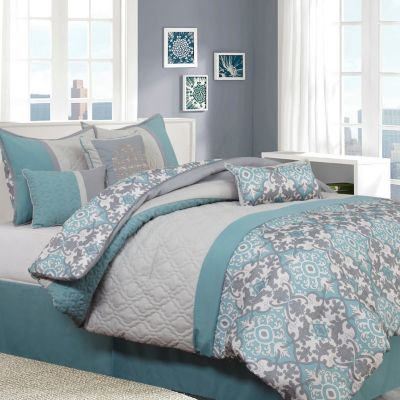 Stratford Park Reina 7 PC Comforter Set, California King