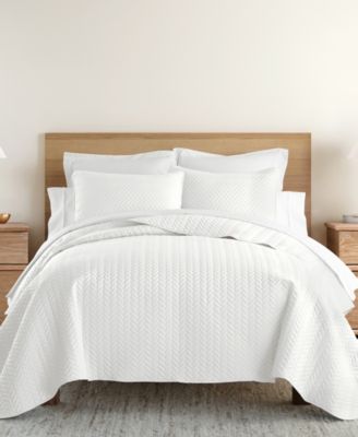 ienjoy Home Herringbone Lightweight Quilted Coverlet Set, Twin