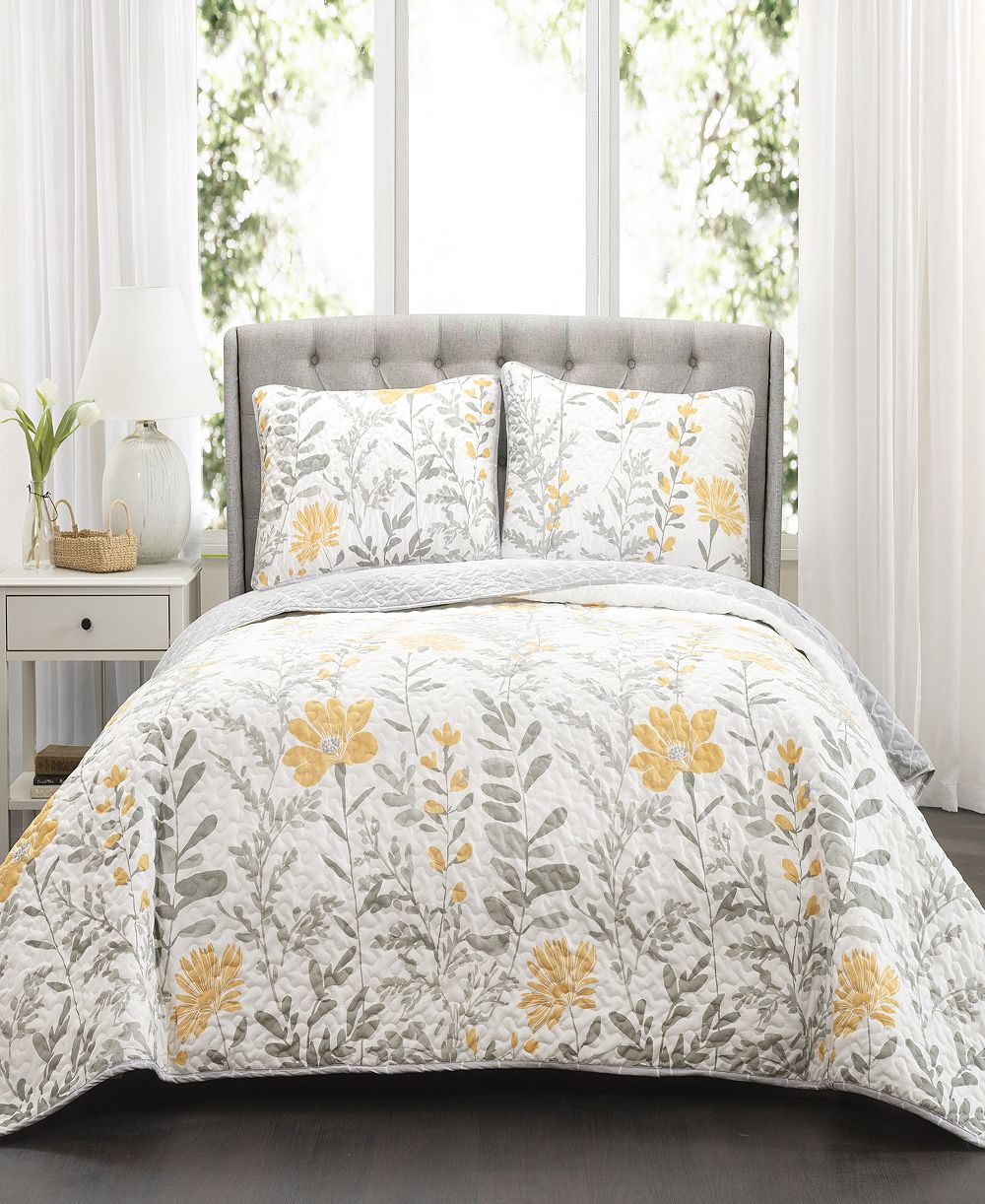 Lush Décor Aprile Floral Reversible 3-Pc. Quilt Set, Full/Queen