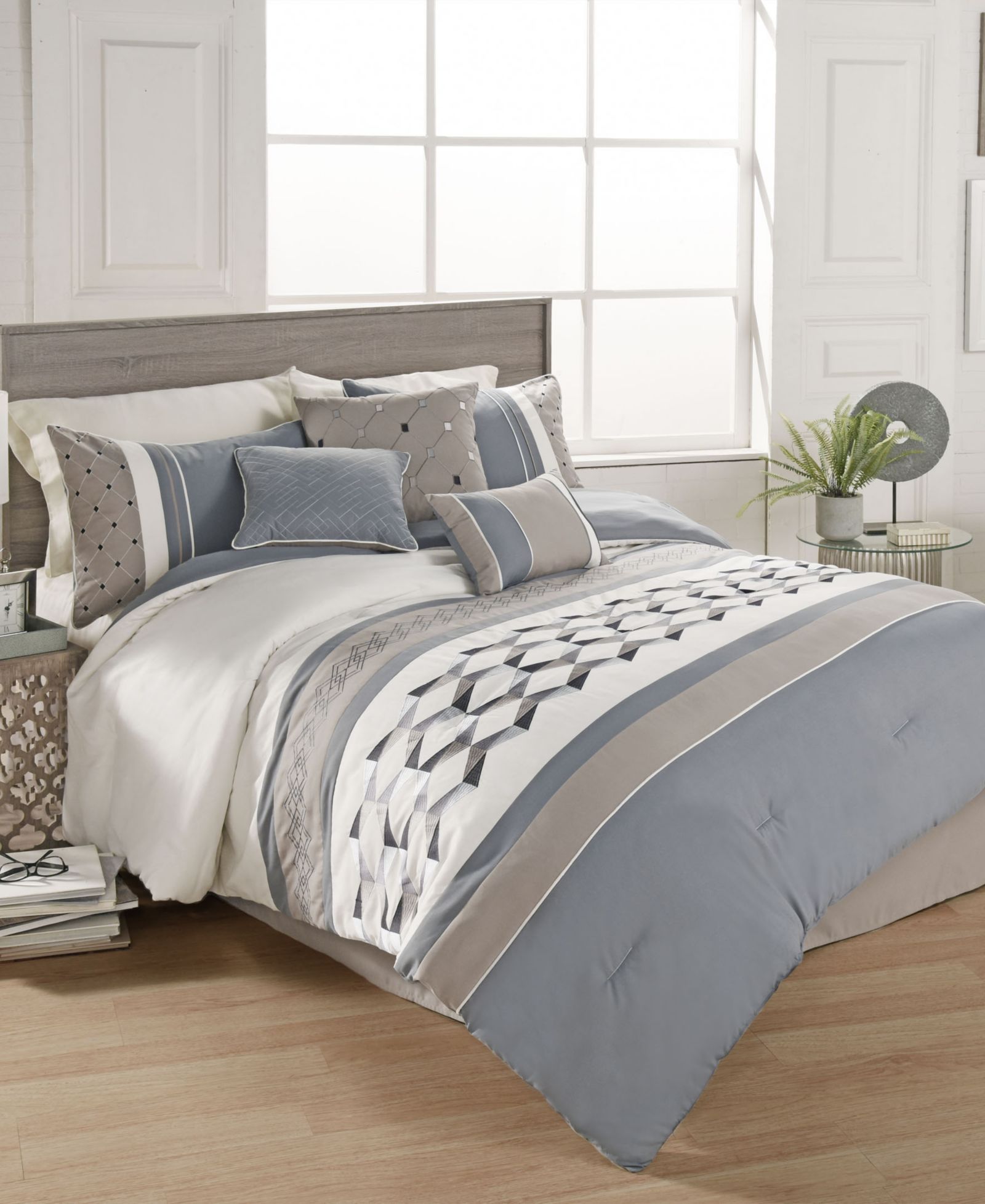 Riverbrook Home Beren 7-Pc. Comforter Set, Queen