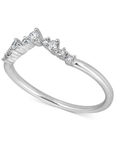 Diamond V-Shape Wedding Band (1/5 ct. t.w.) in 14k White Gold