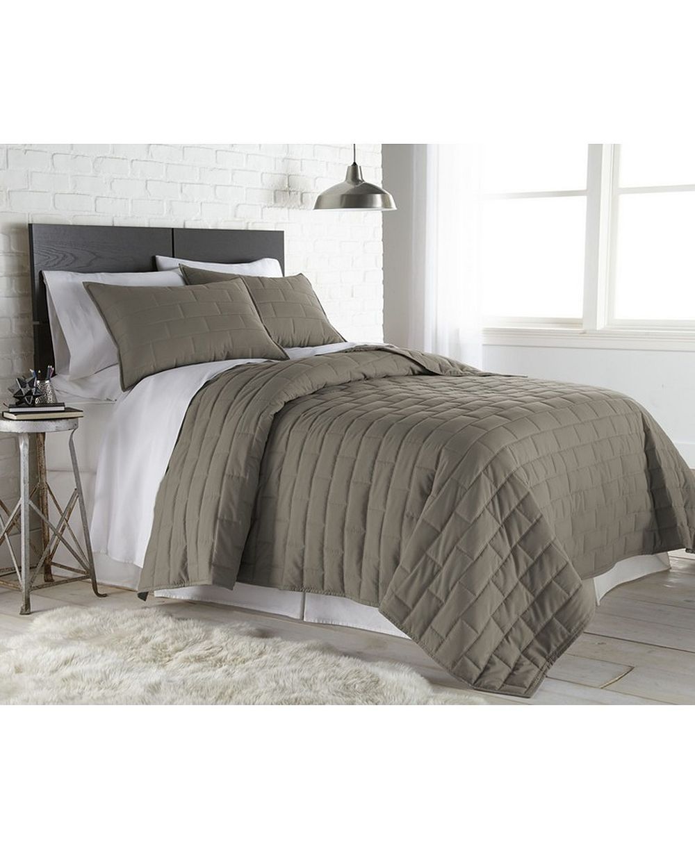 Southshore Fine Linens Brickhouse Farmhouse 3-Pc. Quilt Set, King/California King