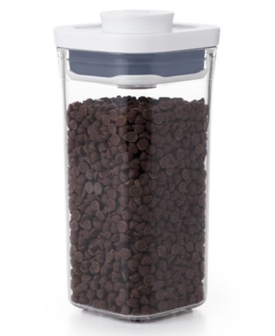 Компактный квадратный контейнер для хранения продуктов OXO Pop Mini
