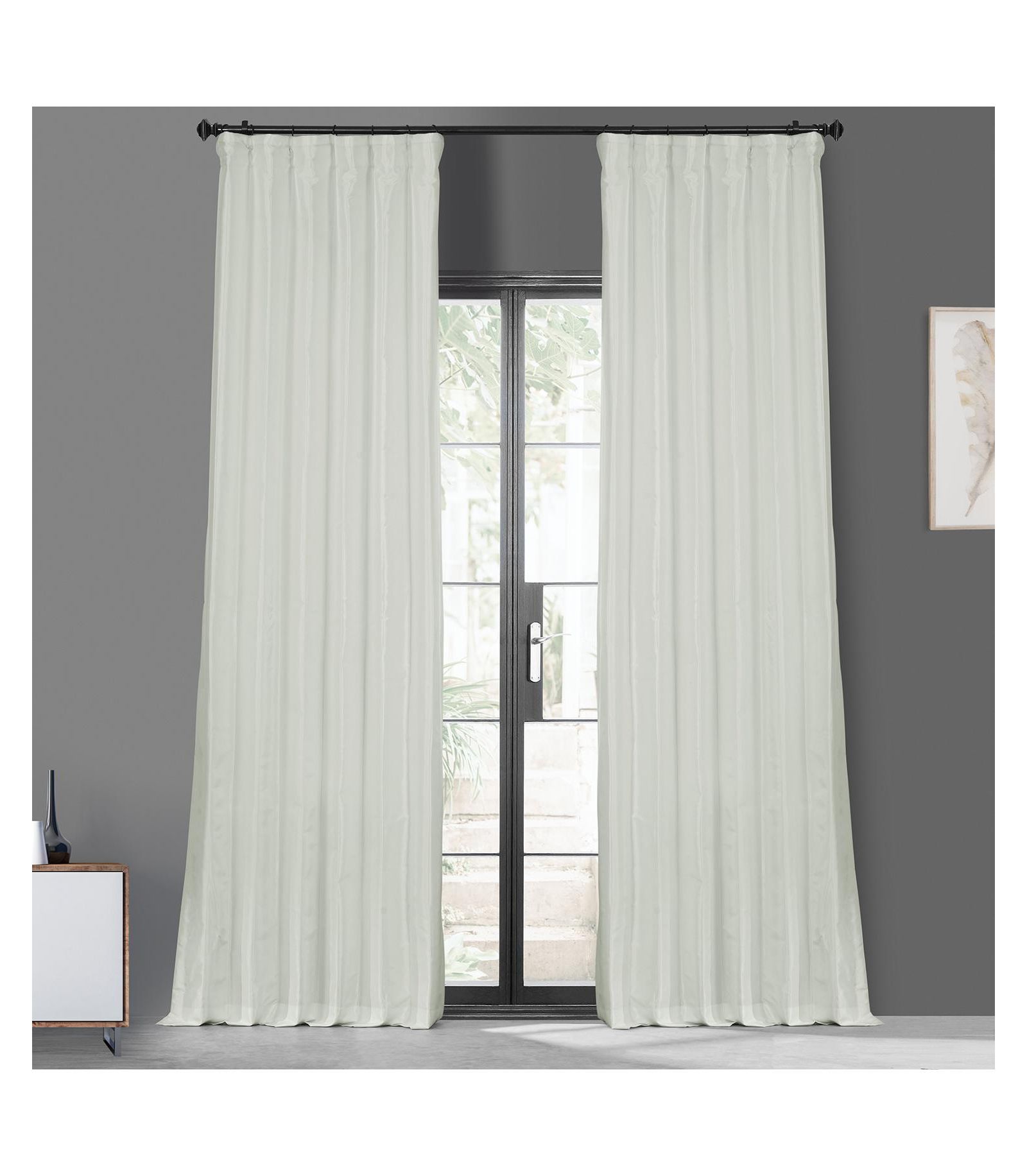 Шторка блэкаут Half Price Drapes из искусственного шелка тафта, цвет black
