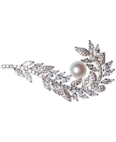 Cultured Freshwater Pearl (7mm) & Cubic Zirconia Feather Pin in Sterling Silver