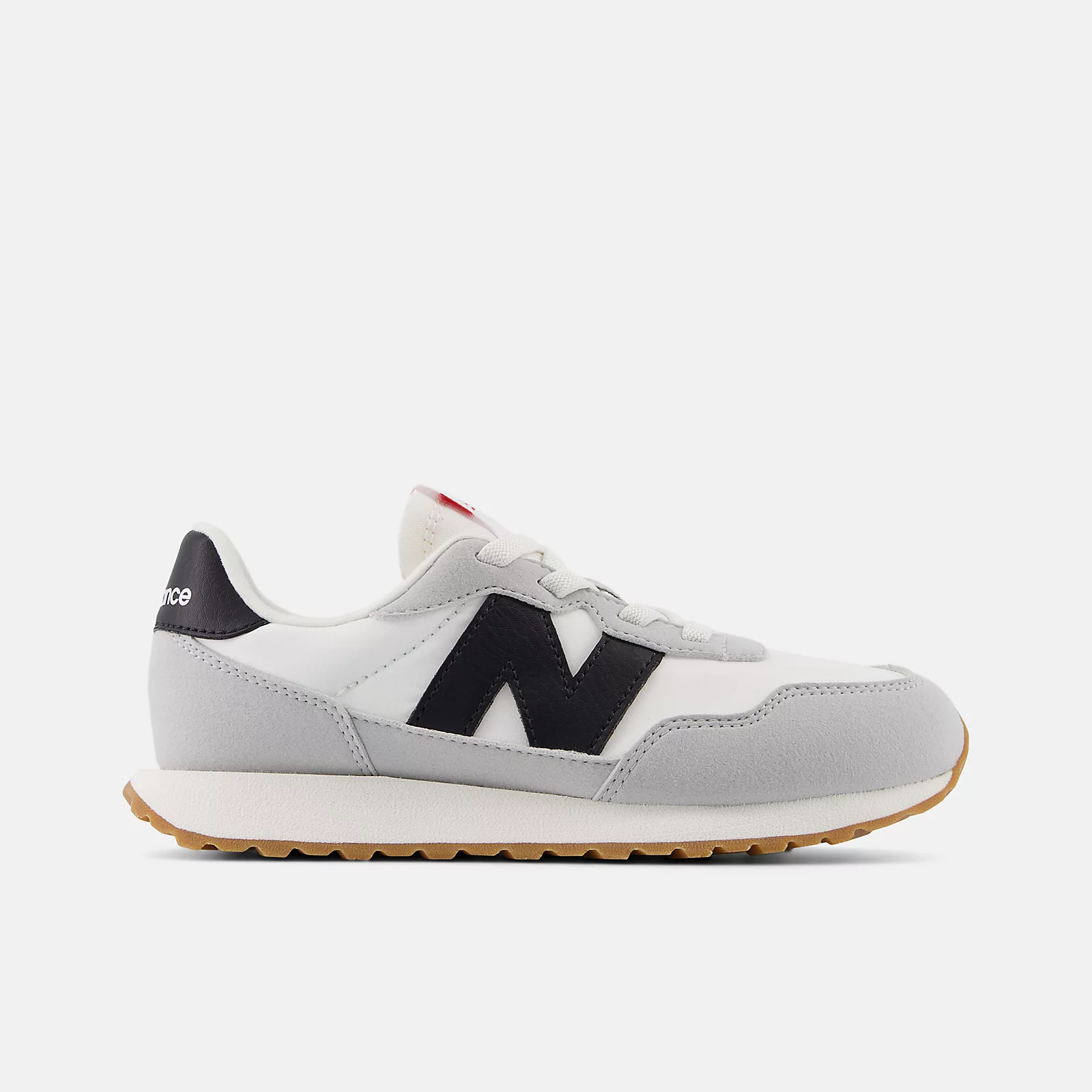 237 Bungee New Balance