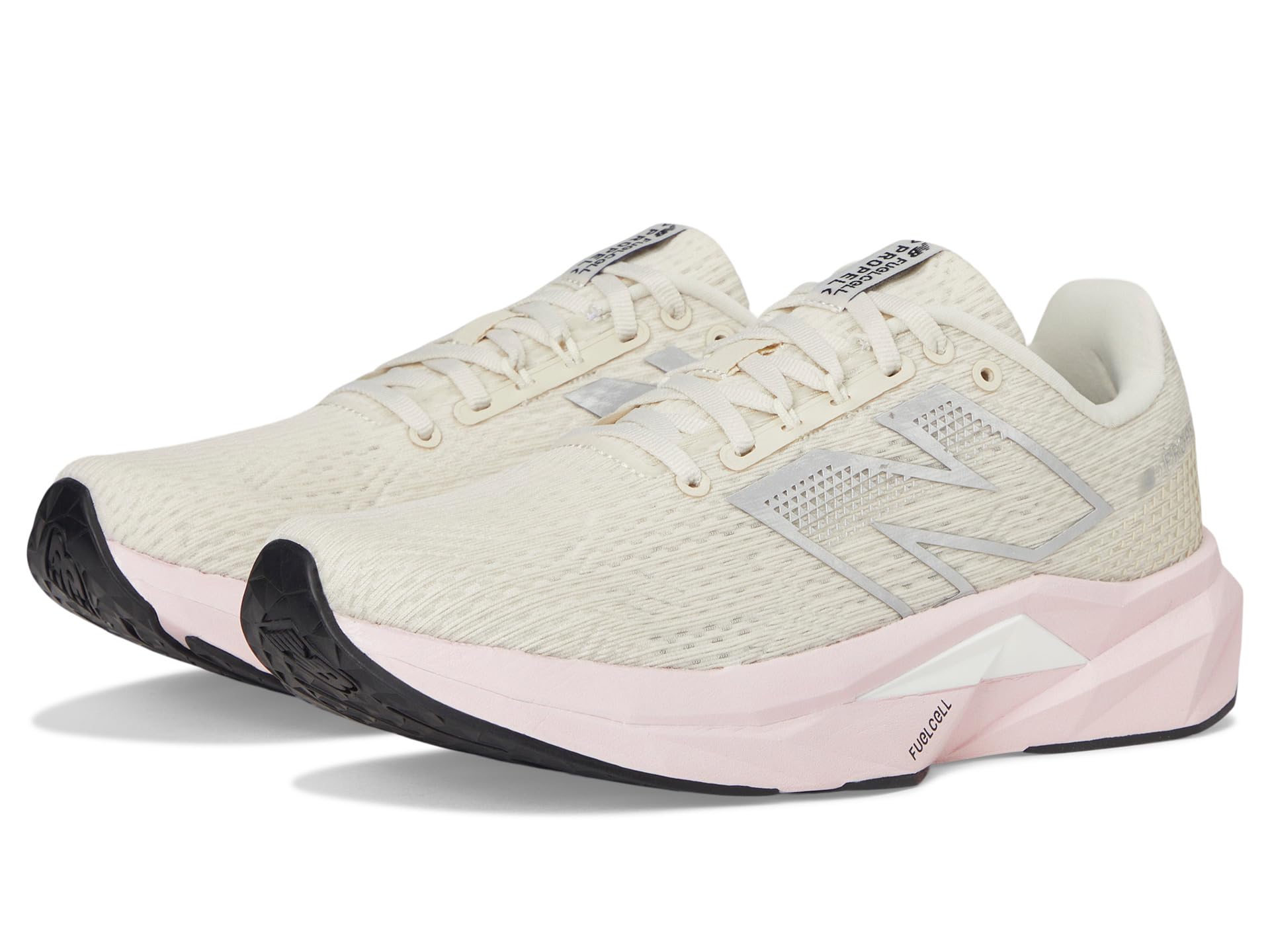 Кроссовки New Balance FuelCell Propel v5