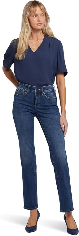 Marilyn Straight Jeans in Rio Rapids