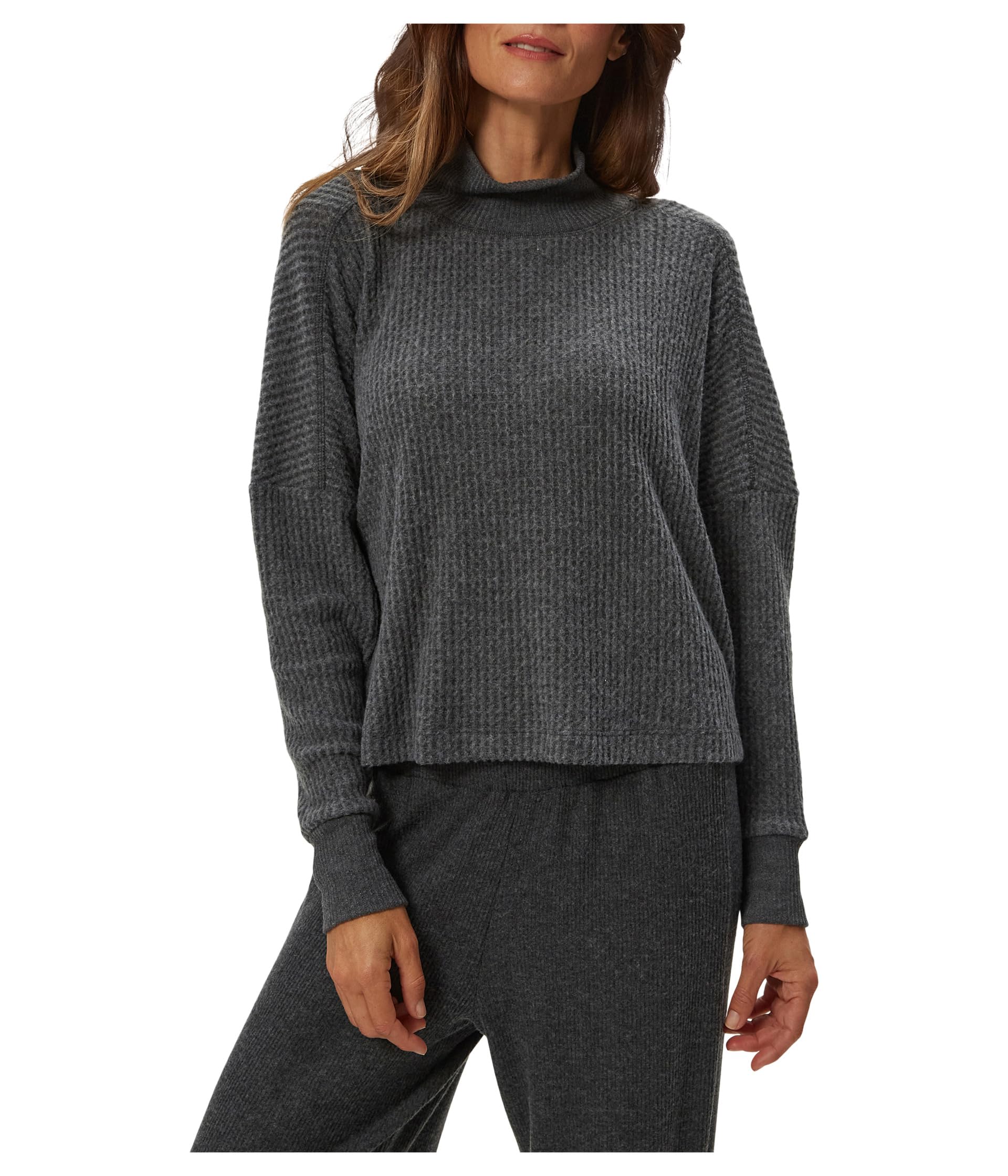 Длинный рукав Wynn Mock Neck