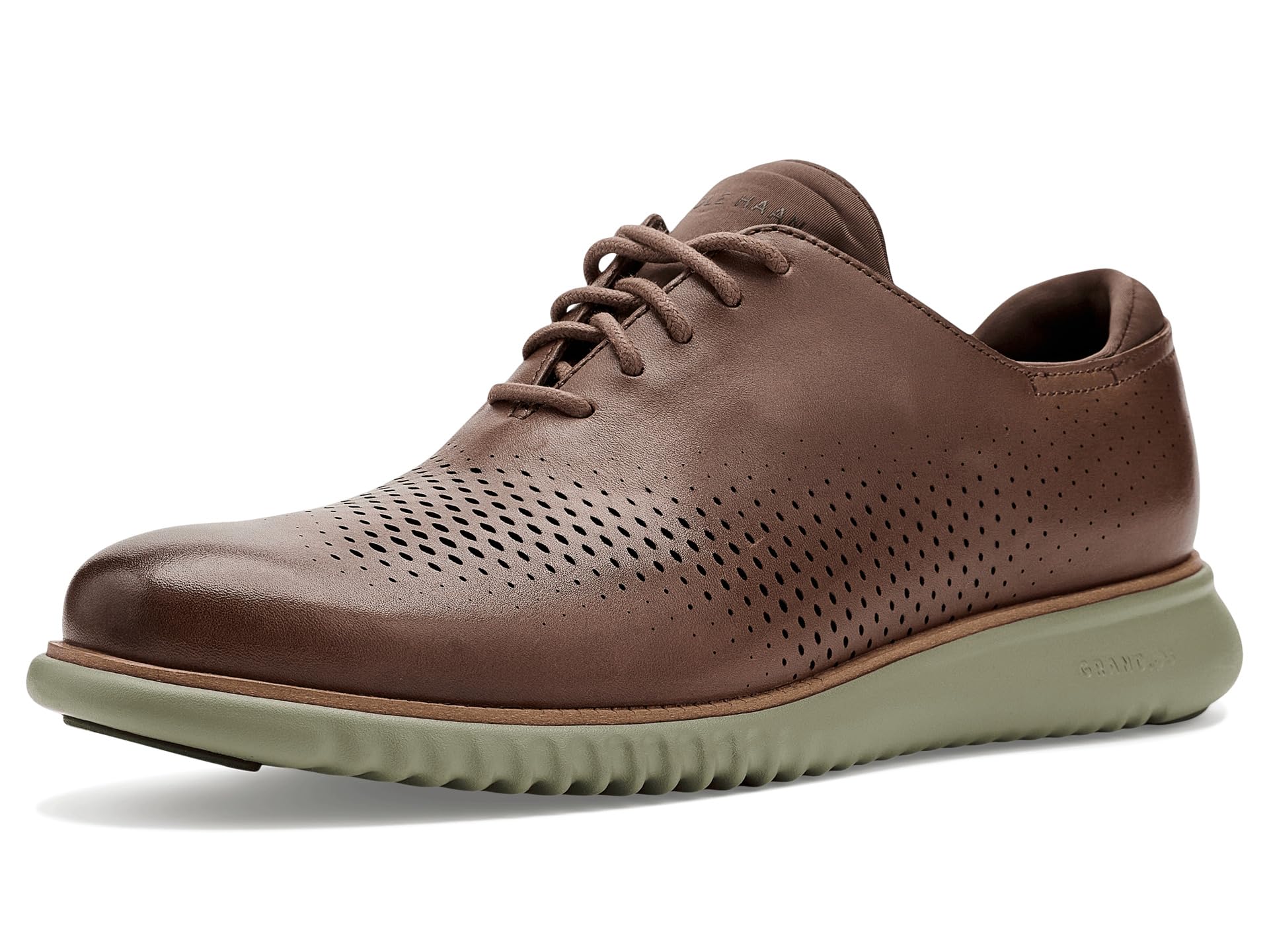 2.Zerogrand Casual Lightweight Leather Laser Wing Tip Oxfords