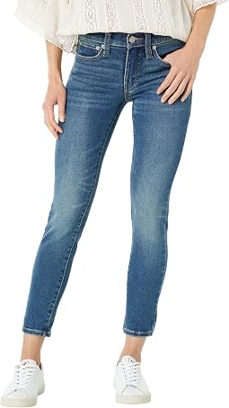 Mid-Rise Ava Skinny in Lyell