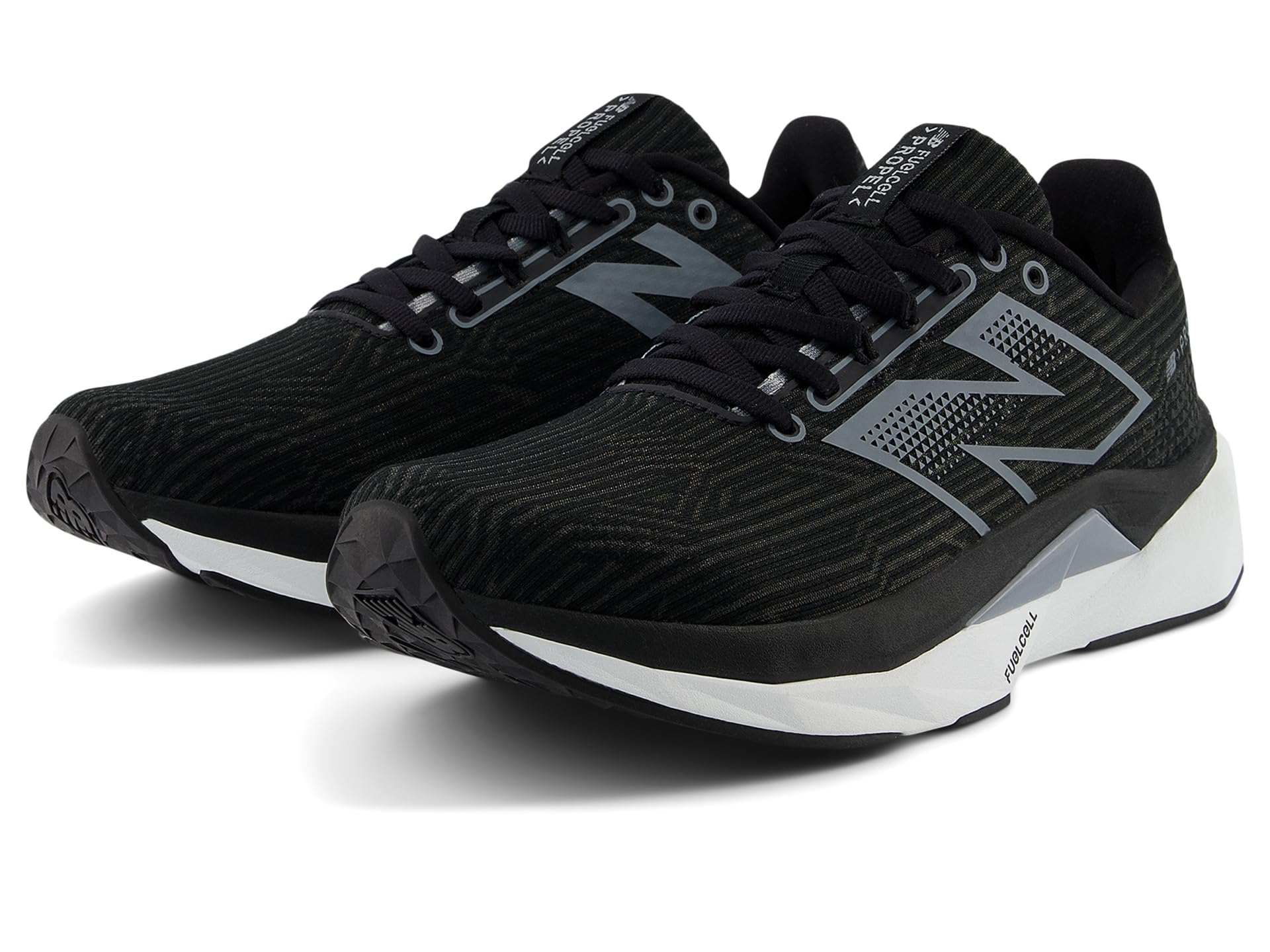 Кроссовки New Balance FuelCell Propel v5
