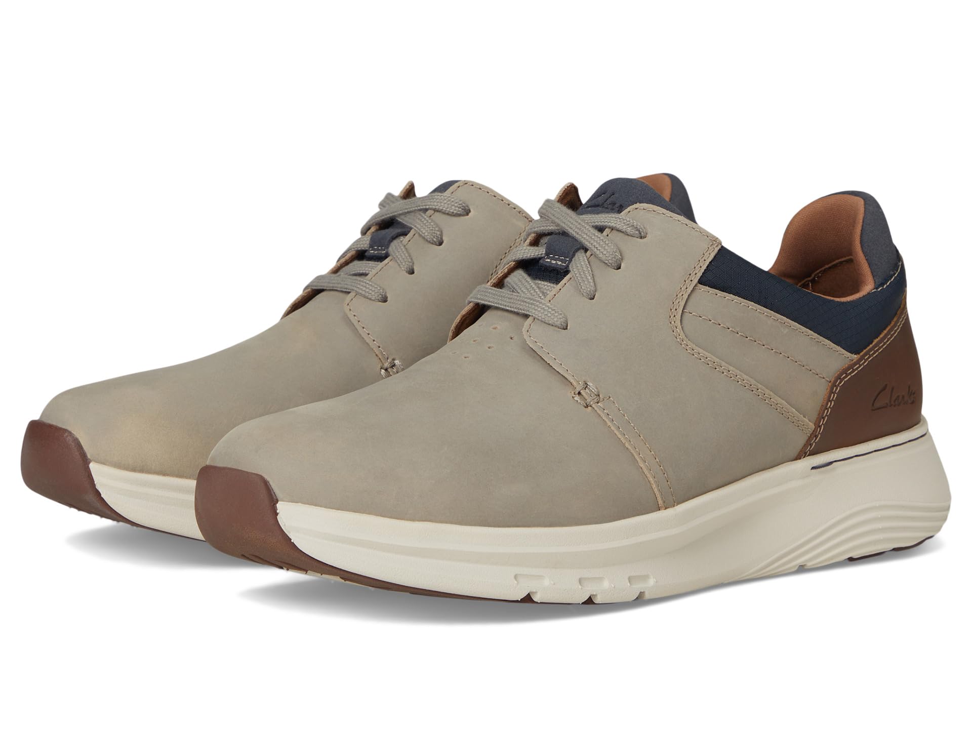 Кроссовки Clarks Motion Trek Plain Toe