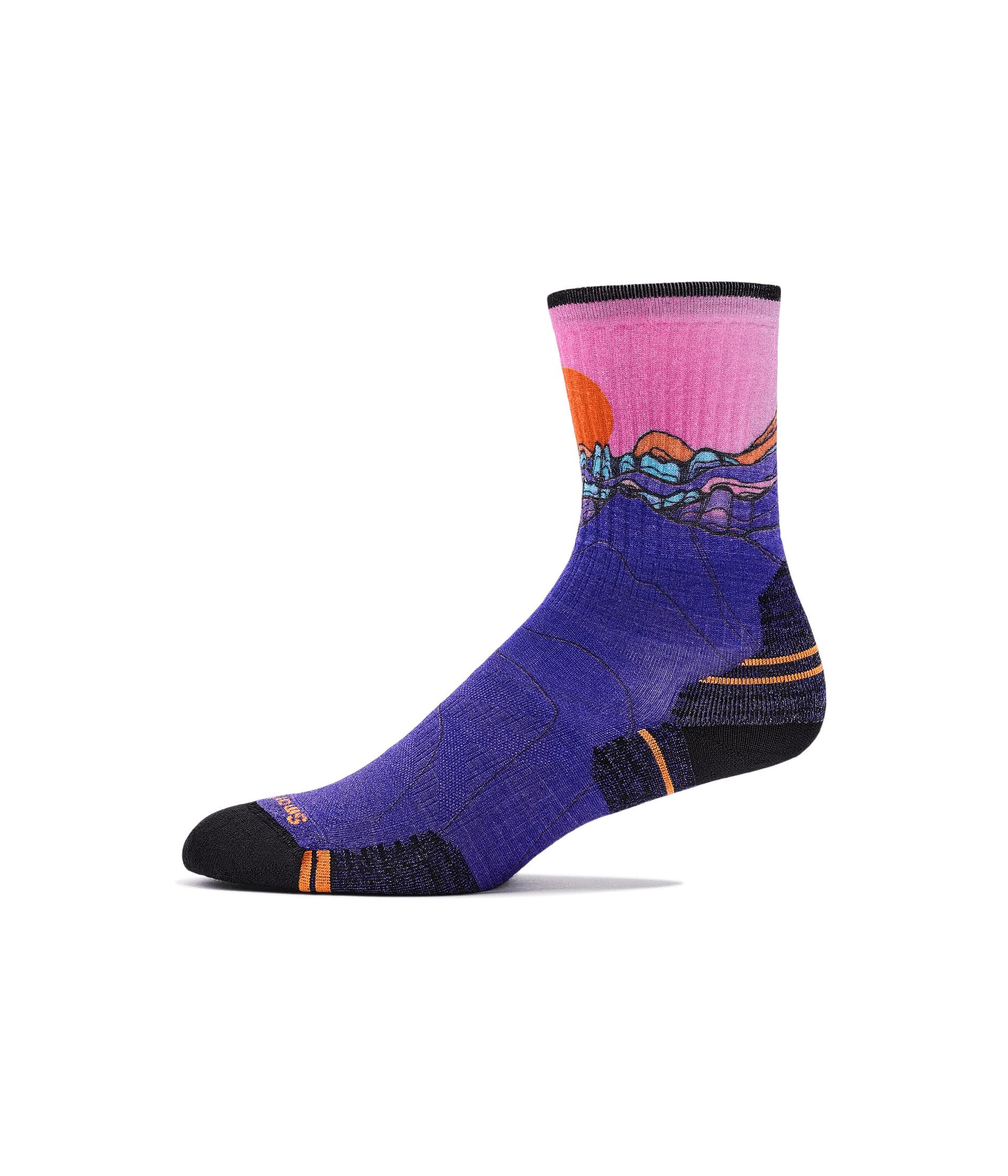 Hike Targeted Cushion Mountain Sunrise Print Crew Socks