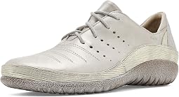 Quartz Metallic Leather/Platinum Stripe