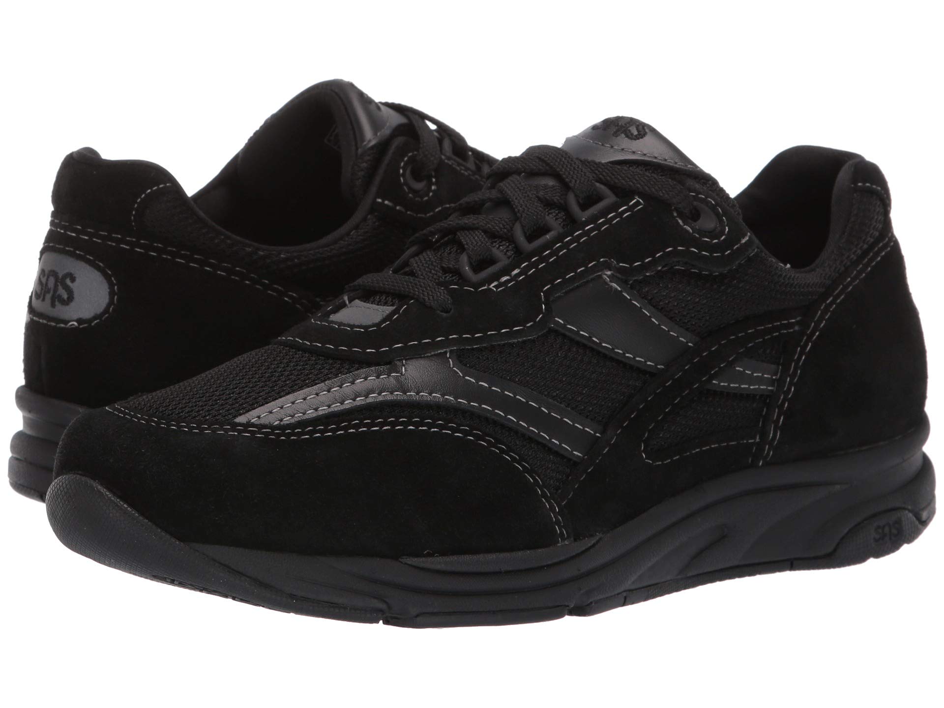 Tour Mesh Comfort Walking Sneaker