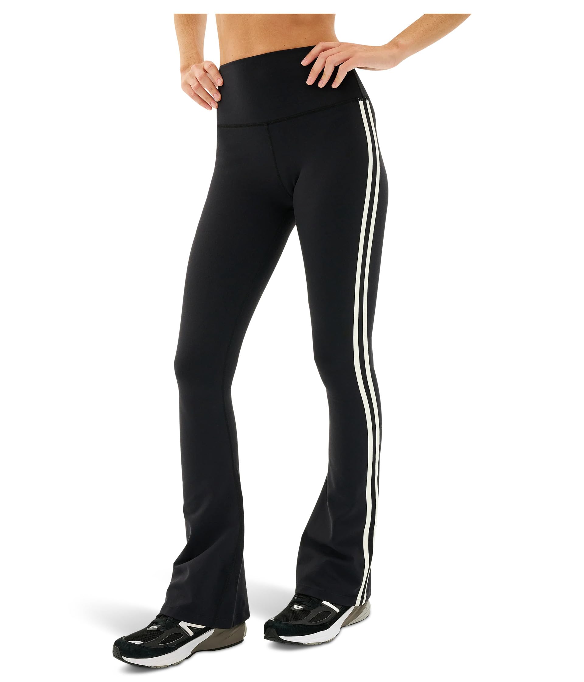 Raquel High Waist Flared Legging 32"