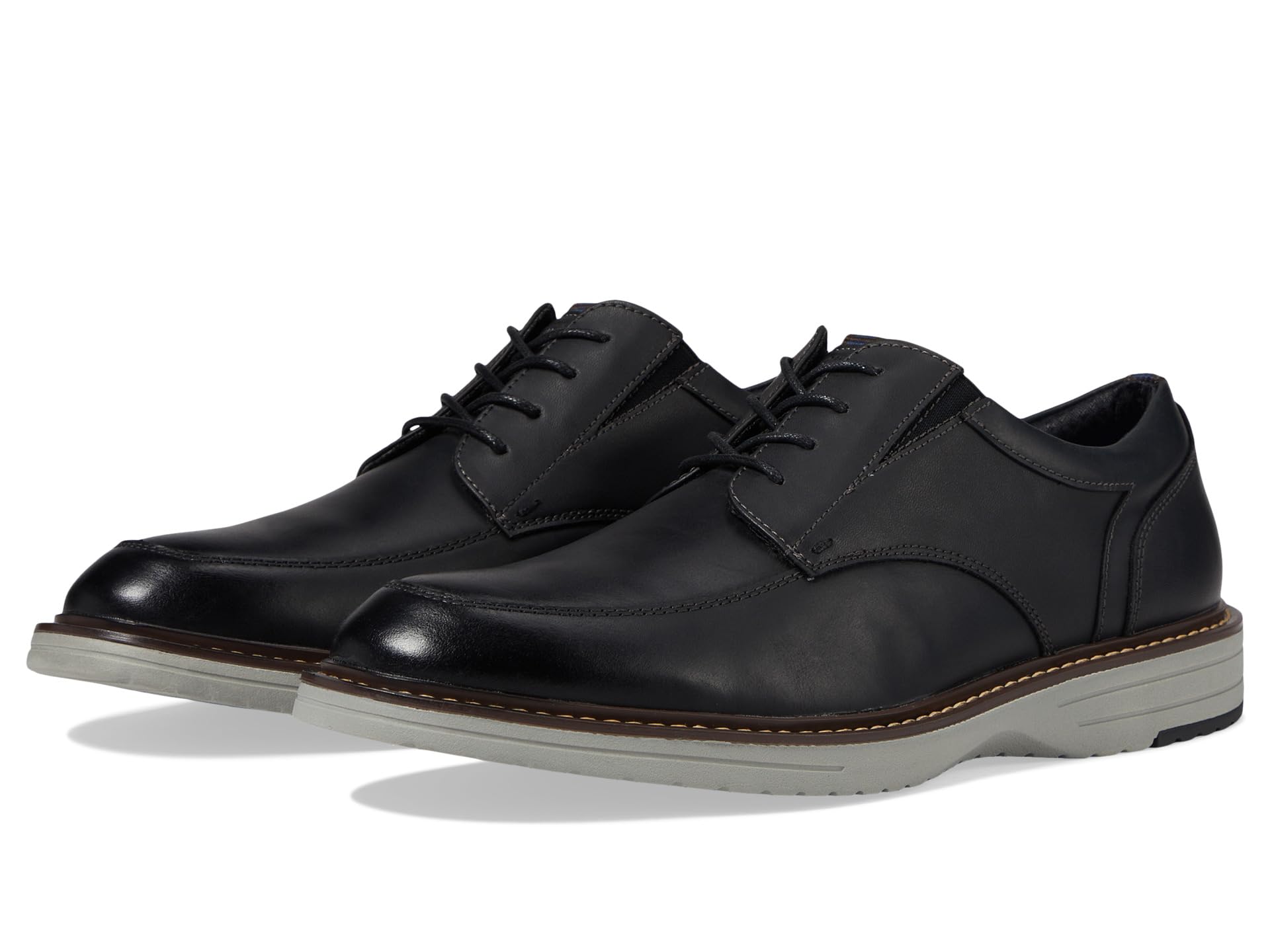 Griff Moccasin Toe Oxford Lightweight and Comfortable for All Occasions