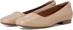 Creme Brulee Leather